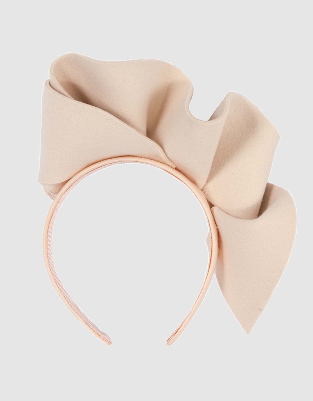 Max Alexander - Felt Beige Winter Racing Fascinator