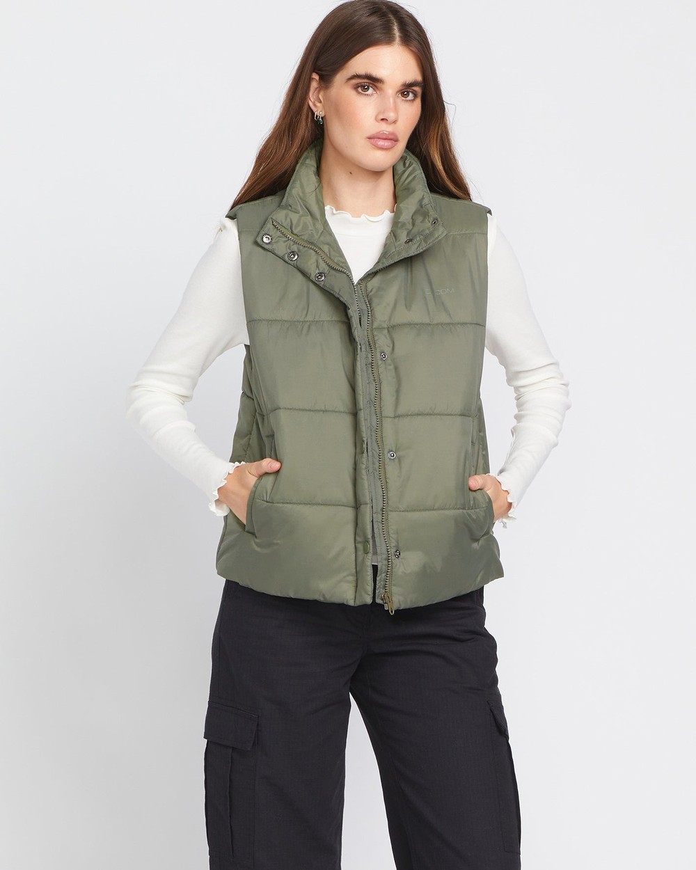 Volcom - Womens Puff It Puffer Vest - Vests (ARMY GREEN COMBO) Womens Puff It Puffer Vest