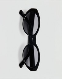 M.N.G - Fleur Sunglasses
