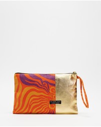 The Social Outfit - Gawaa Spliced Clutch