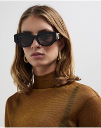 Gucci - GG1421S001