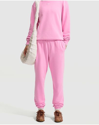 Pink Rise & Sail
