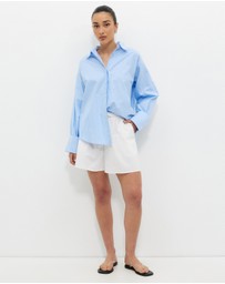 Calli - Seamed Shorts