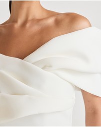 TOJHA - Yesemia Gown