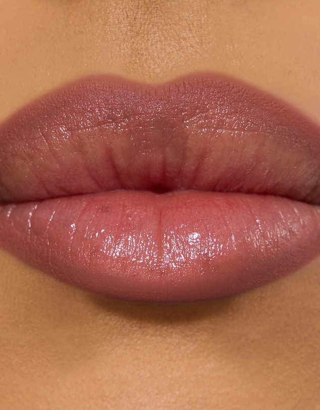 Yves Saint Laurent - YSL Lovenude Kiss Shaper