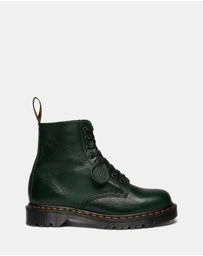 Dr Martens - 1460 Pascal 8 Eye Boots - Unisex