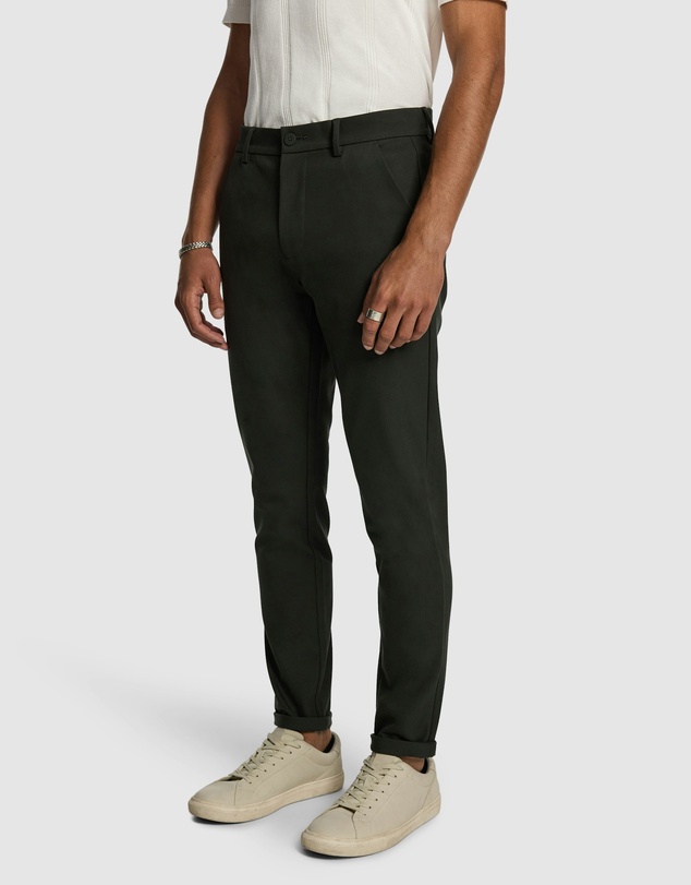 yd. - Energy Hyper Stretch Skinny Chino