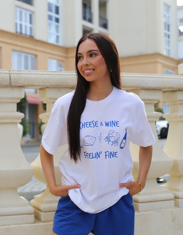 Vacancy Co - Feelin' Fine Tee