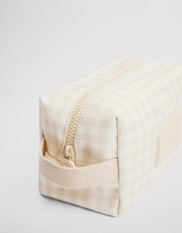 Country Road - Gingham Wash Bag