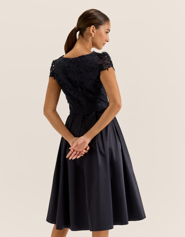 Review - Admiration Cocktail Dress