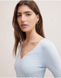 Forever New - Tia V Neck 3/4 Sleeves Top