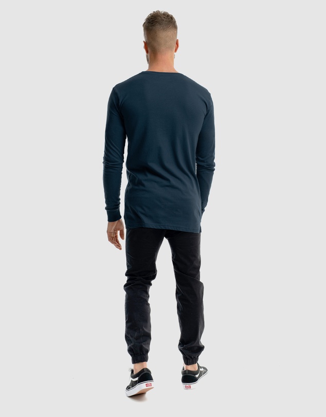 DVNT - Ethos Crest Long Sleeve Tee