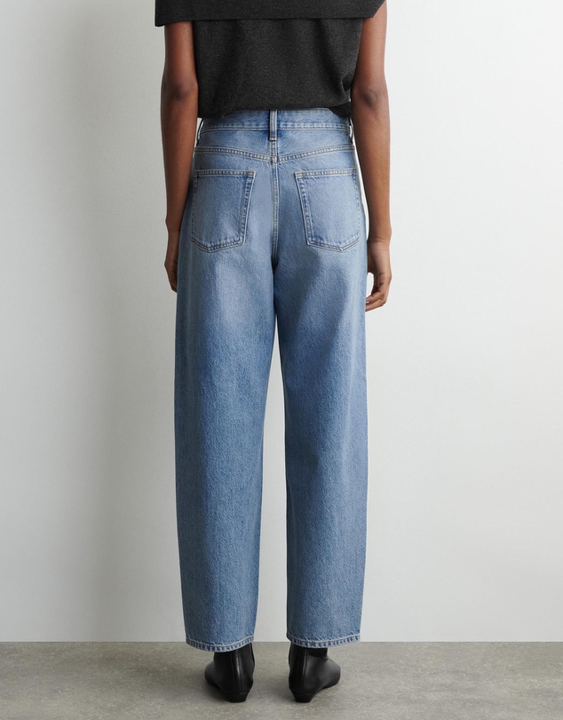 COS - Arch Tapered Jeans