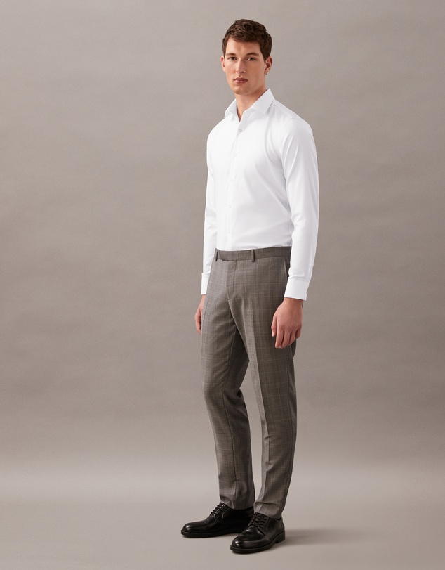 Calvin Klein - Stretch Collar Dress Shirt
