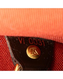 Pre-Loved by Azura Reborn - Pre-Loved louis vuitton Small Vertical Messenger Bag with Adjustable Strap
