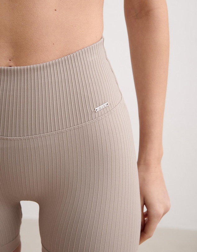 Aim'n - Ribbed Seamless Midi Biker Shorts