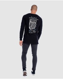 DVNT - Amplified Long Sleeve