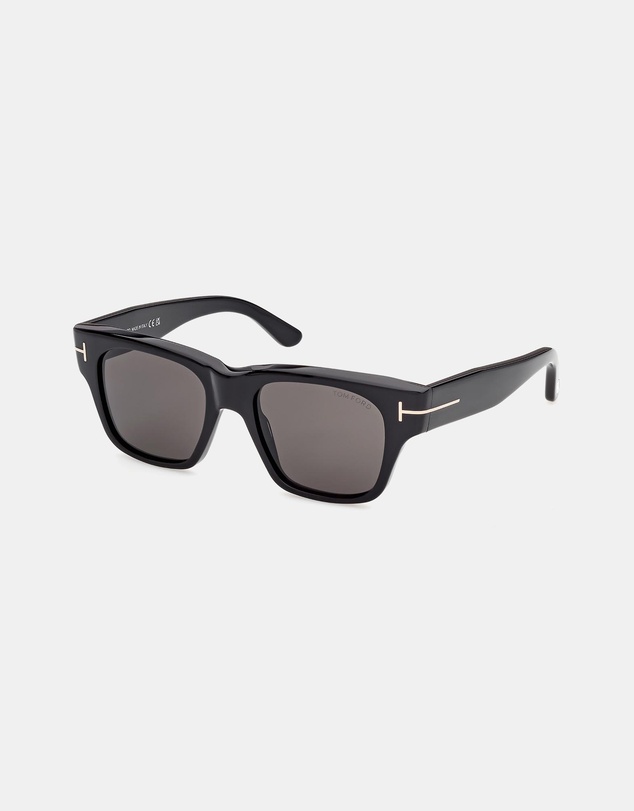 Tom Ford - Caine