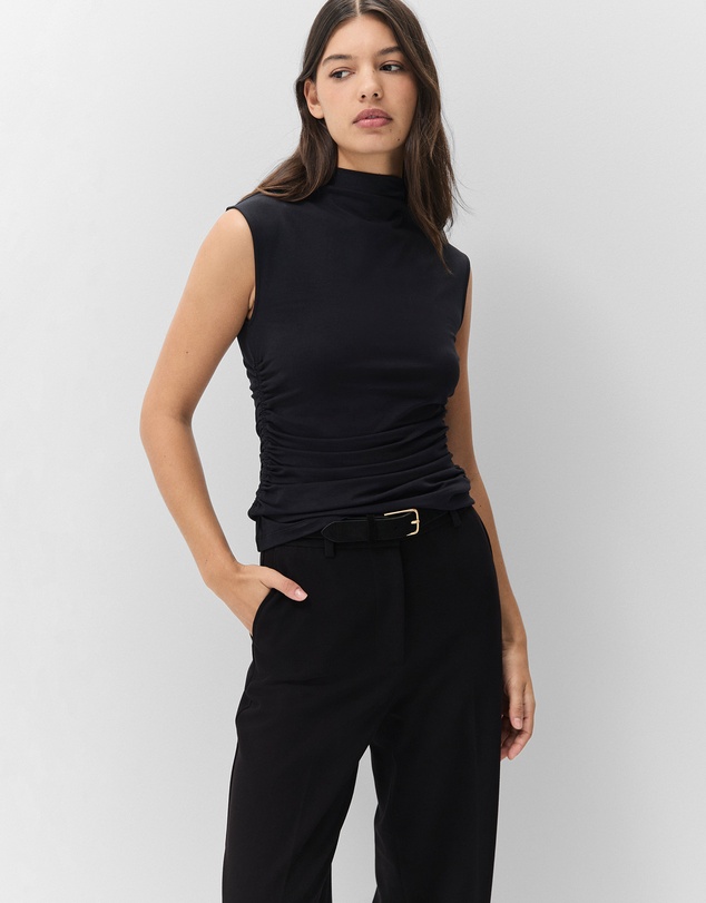 UNISON - Mock Neck Sleeveless Tee
