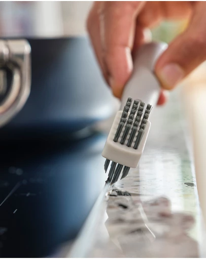 Joseph Joseph - CleanTech™ 3-in-1 Detail Cleaning Brush