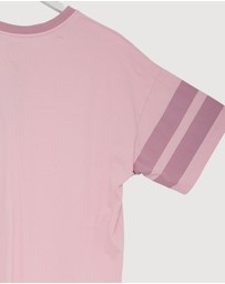 Revibe - Repaired KINGA CSILLA Hyper Lily OG Tee x THE ICONIC Exclusive - AU 6