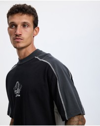 Thrills - Sting Of Defeat Panel Box Fit Oversize Tee