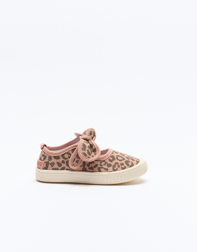 Walnut Melbourne - Millie Canvas