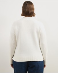Atmos&Here Curvy - Classic Crew Knit Jumper