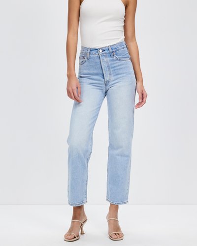 Ribcage Straight Ankle Jeans