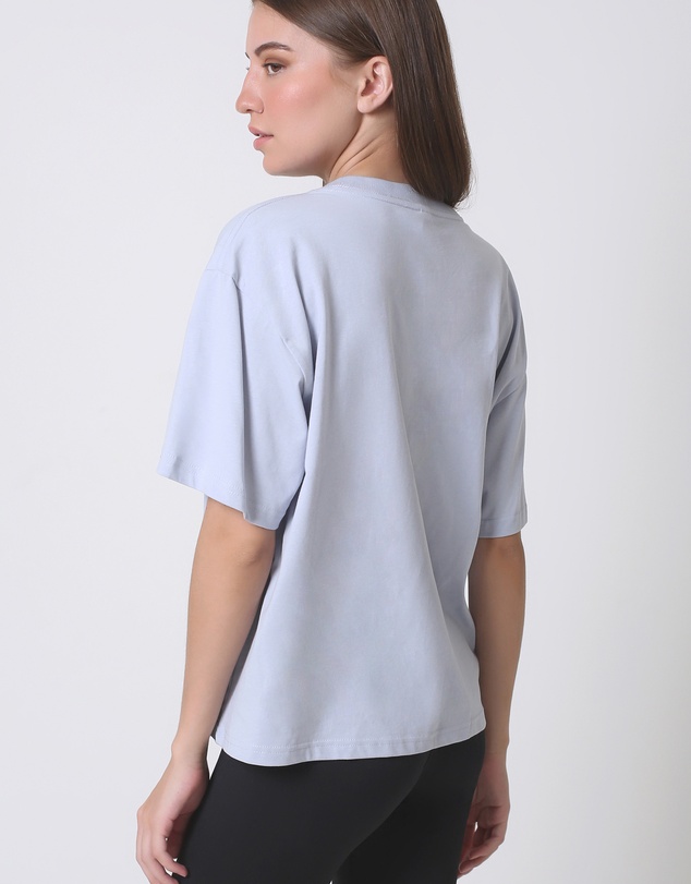 Vacancy Co - Coy Rise Tee
