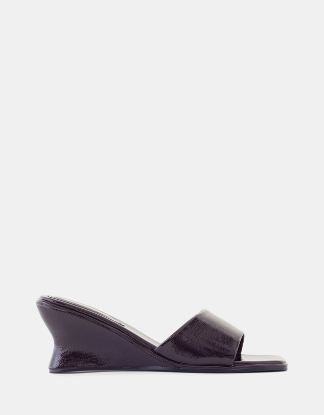 Therapy - Lafayette Wedges
