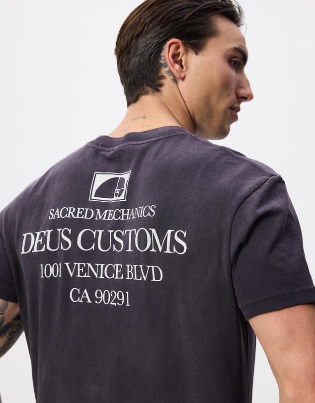 Deus Ex Machina - Perfect Ratio Tee