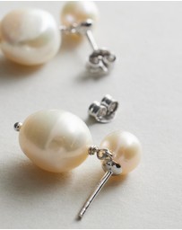 EL&RO Jewellery - Double Pearl Earrings