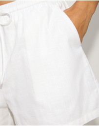Dazie - Pier Linen Blend Shorts