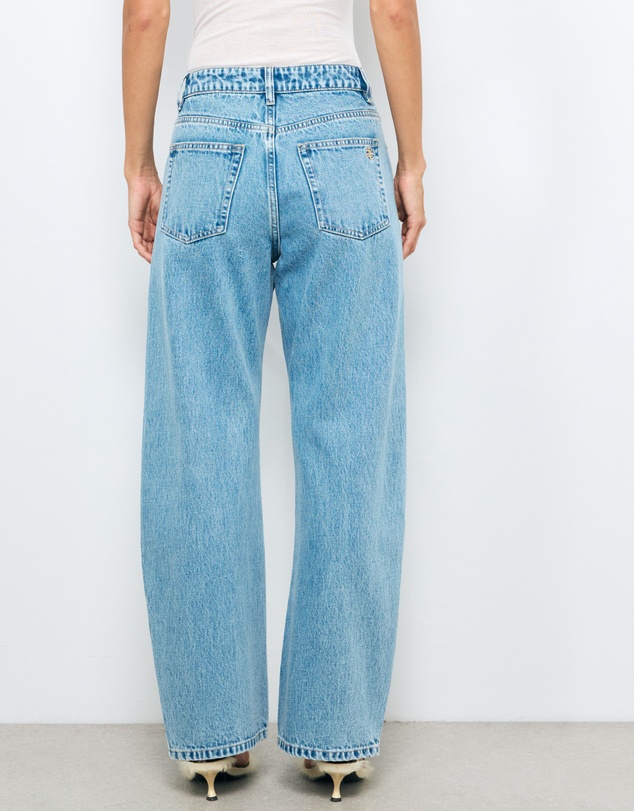 AERE - Mid Rise Curve Leg Jeans