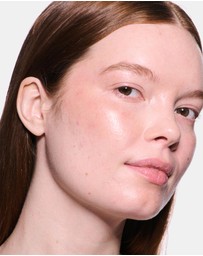 MAC - Skinfinish Lightstruck Liquid Highlighter