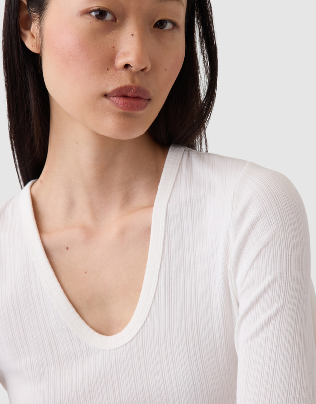 GAP - LS Luxe Modern Scoop T-Shirt