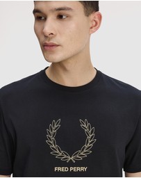 Fred Perry - Outline Laurel Wreath T-Shirt