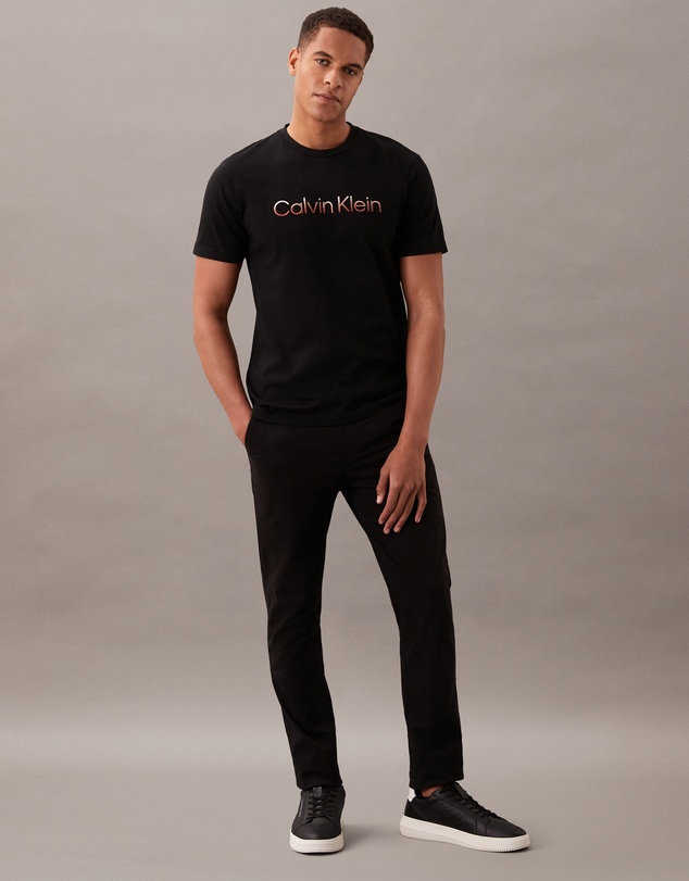 Calvin Klein - Embroidered Ombre Logo T-Shirt