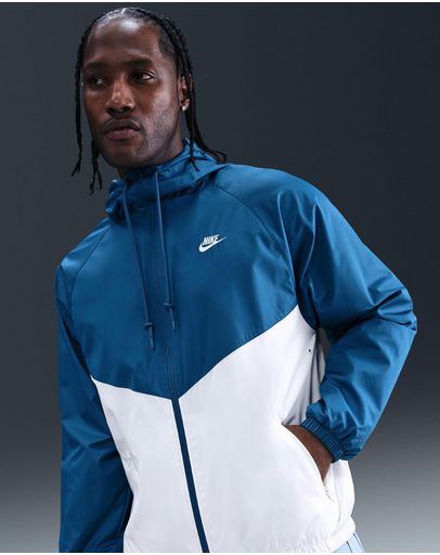 Court Blue, Sail & Sail