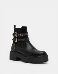 GUESS - Sadrino Ankle Boots