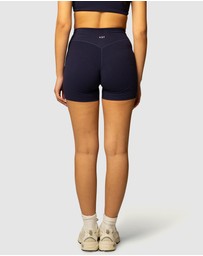 437 - The Essentials Shorts