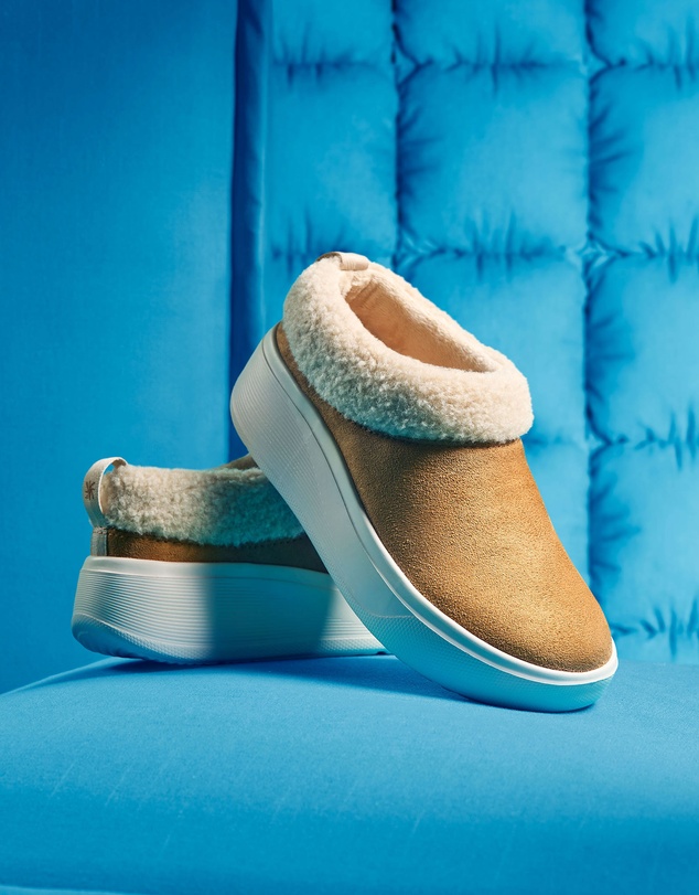 Clarks - Solevana Cozy Tan