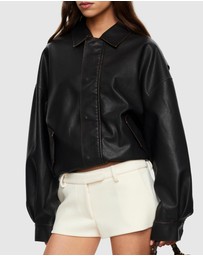 Lioness - Kenny Bomber