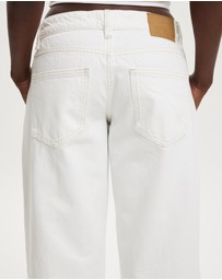 Cotton On - Low Rise Straight Jean