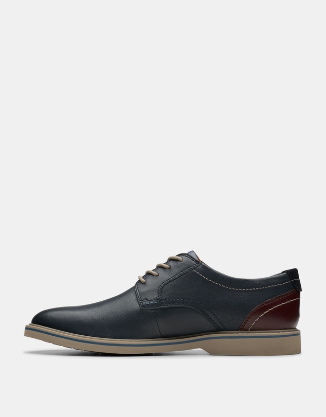 Clarks - Radcliff Low Navy