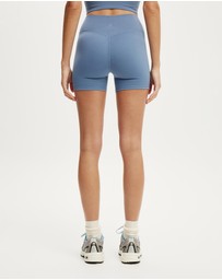 Cotton On Body Active - Ultra Soft Invisible Scrunch Shortie Short