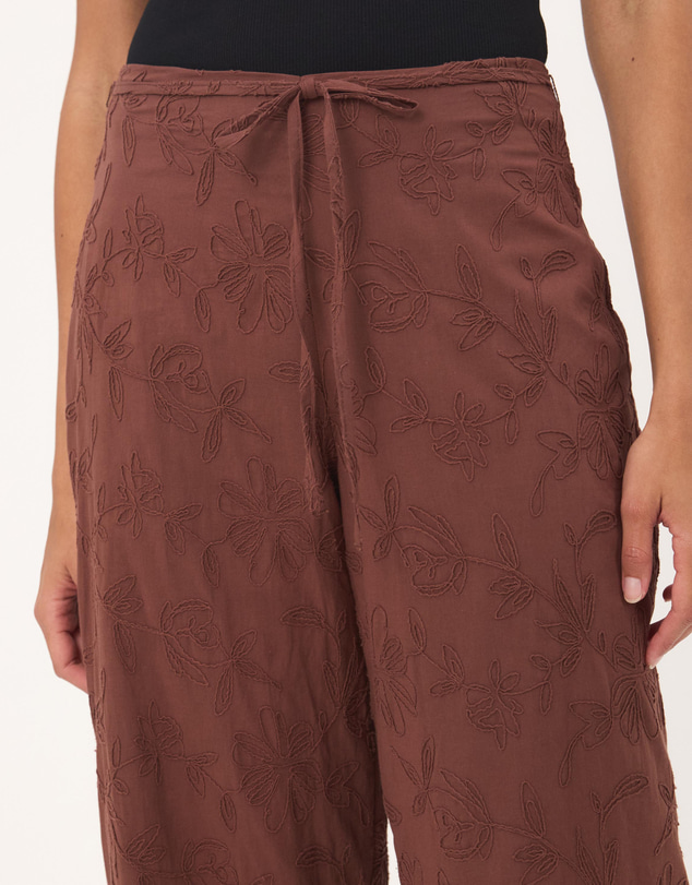 Atmos&Here - Eliza Embroidered Pants