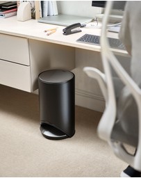 Joseph Joseph - Arc™ 10-Litre Slimline Pedal Bin with Liner Pocket - Carbon Black