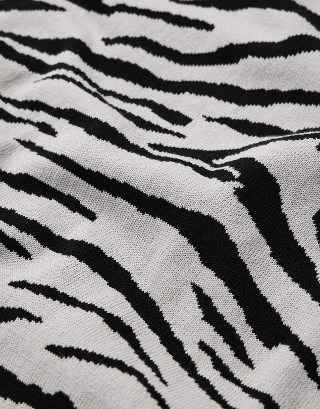 Calibre - Relaxed Zebra Jacquard T-shirt Zinc